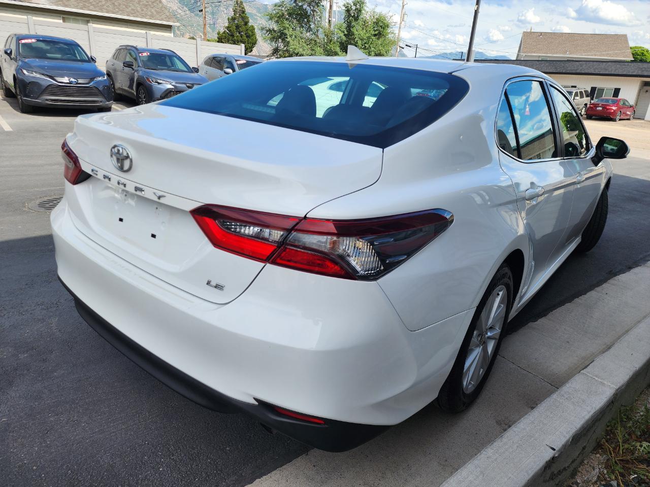 Toyota Camry LE 2021