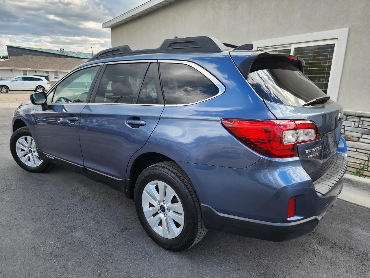 Subaru Outback 2.5i Premium 2016