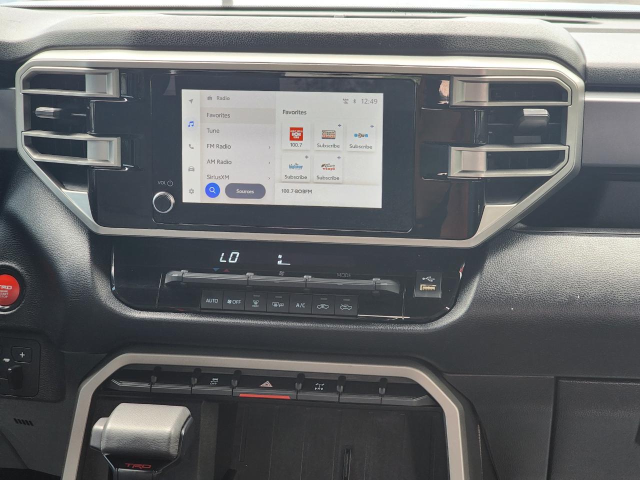 Toyota Tundra SR5 CrewMax 4WD 2025
