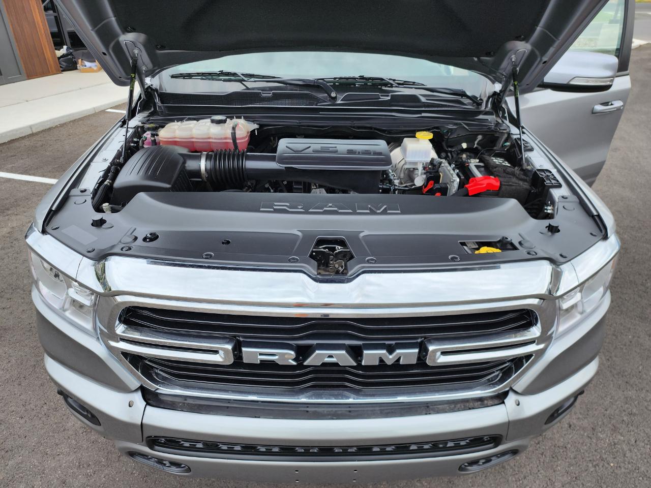 RAM 1500 Big Horn Crew Cab SWB 4WD 2022