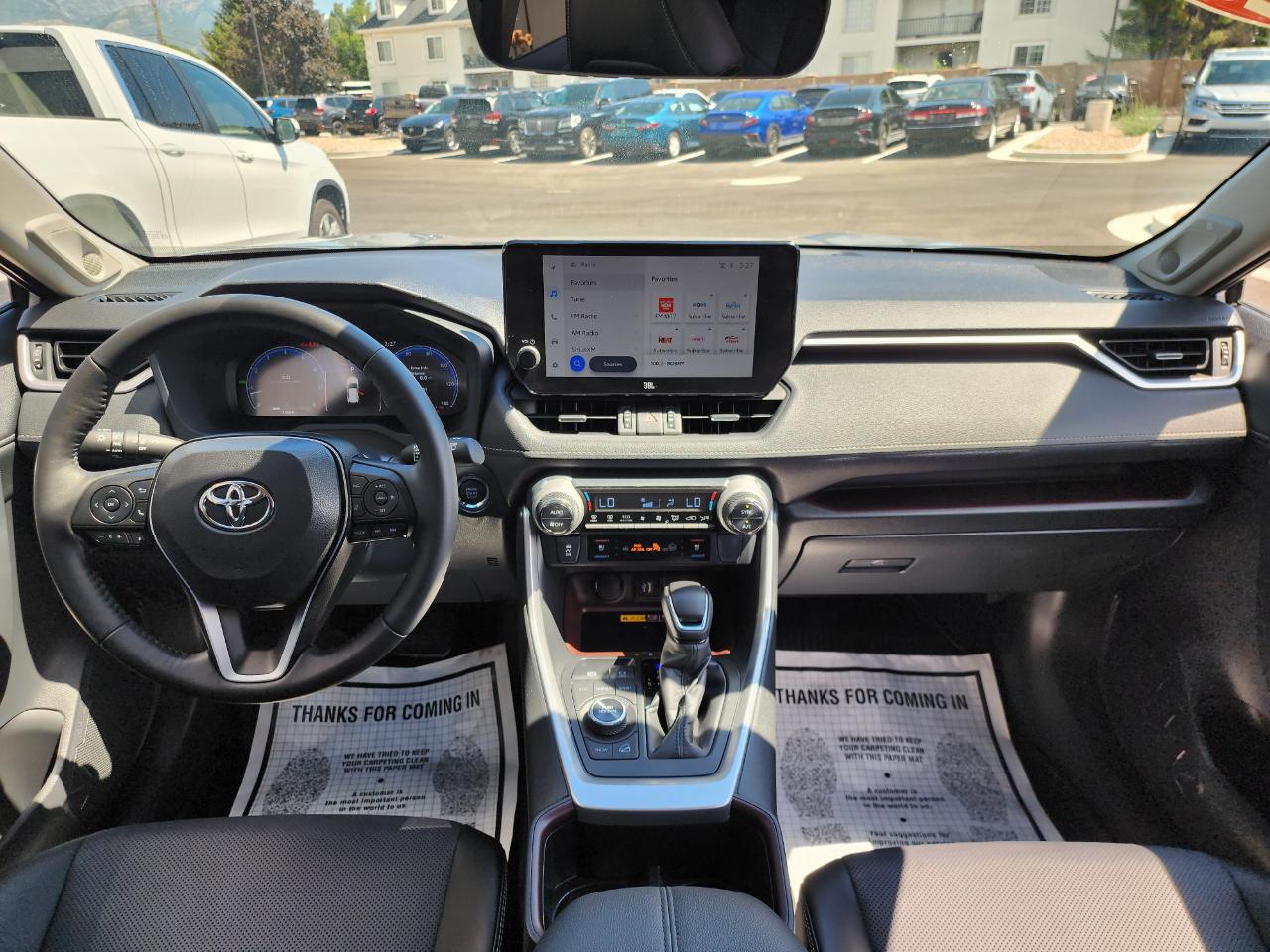 Toyota RAV4 Limited AWD 2025