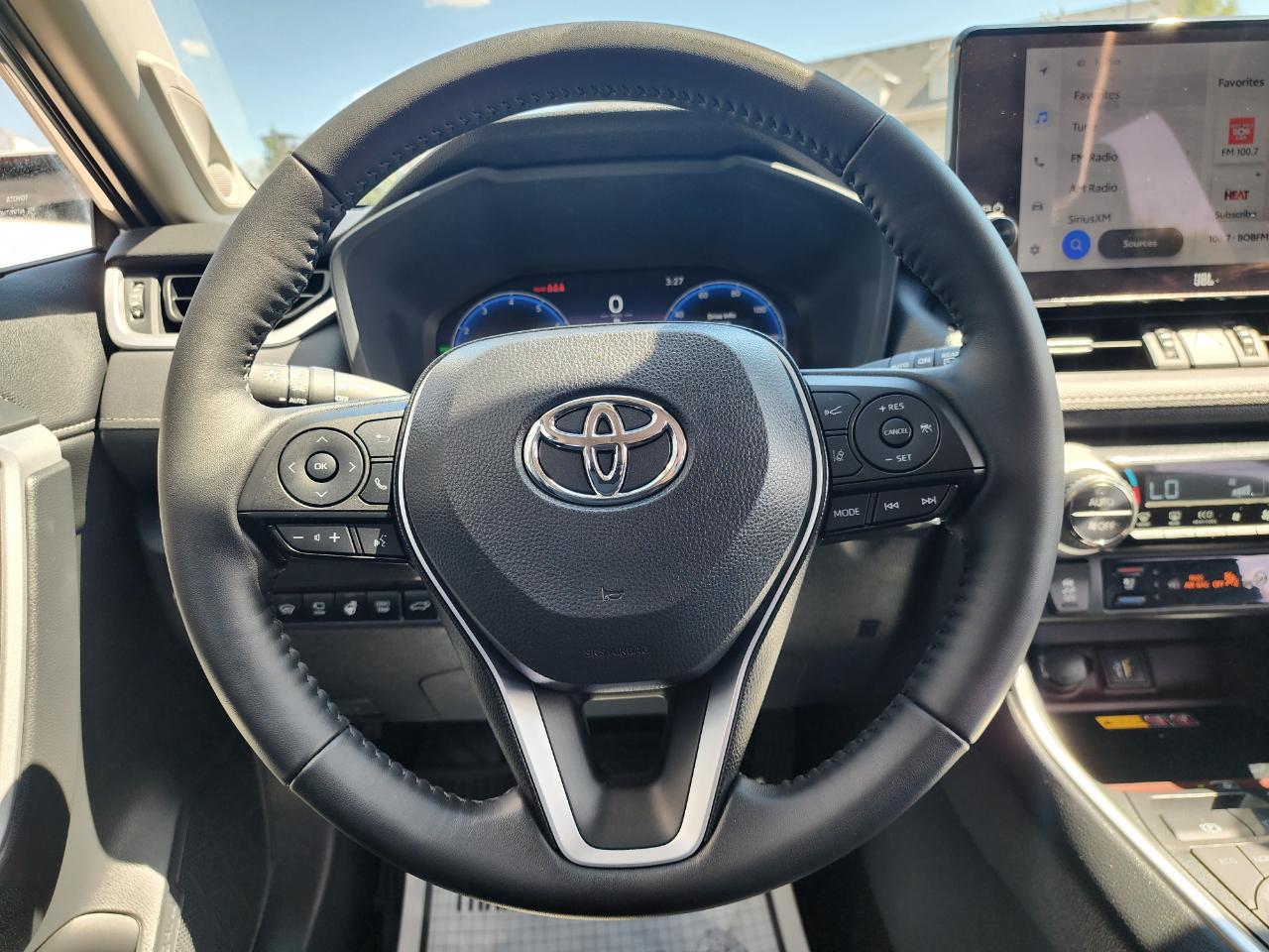 Toyota RAV4 Limited AWD 2025