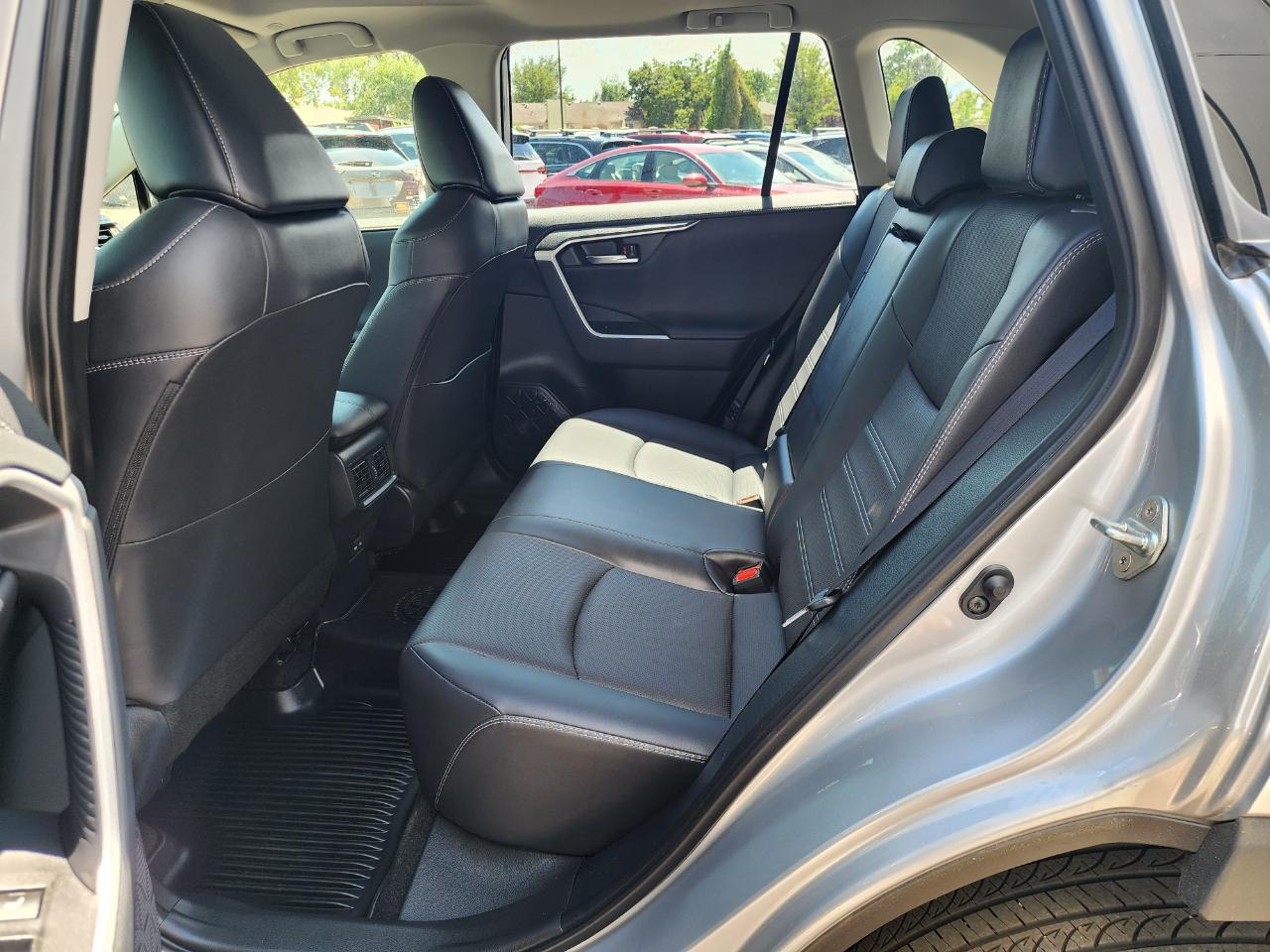 Toyota RAV4 Limited AWD 2025