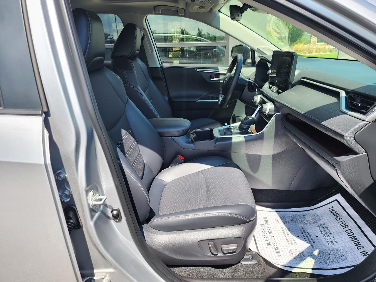 Toyota RAV4 Limited AWD 2025