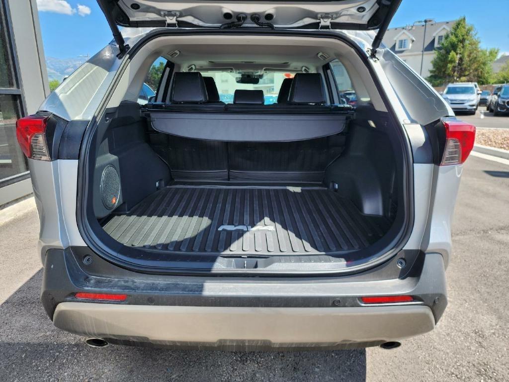 Toyota RAV4 Limited AWD 2025