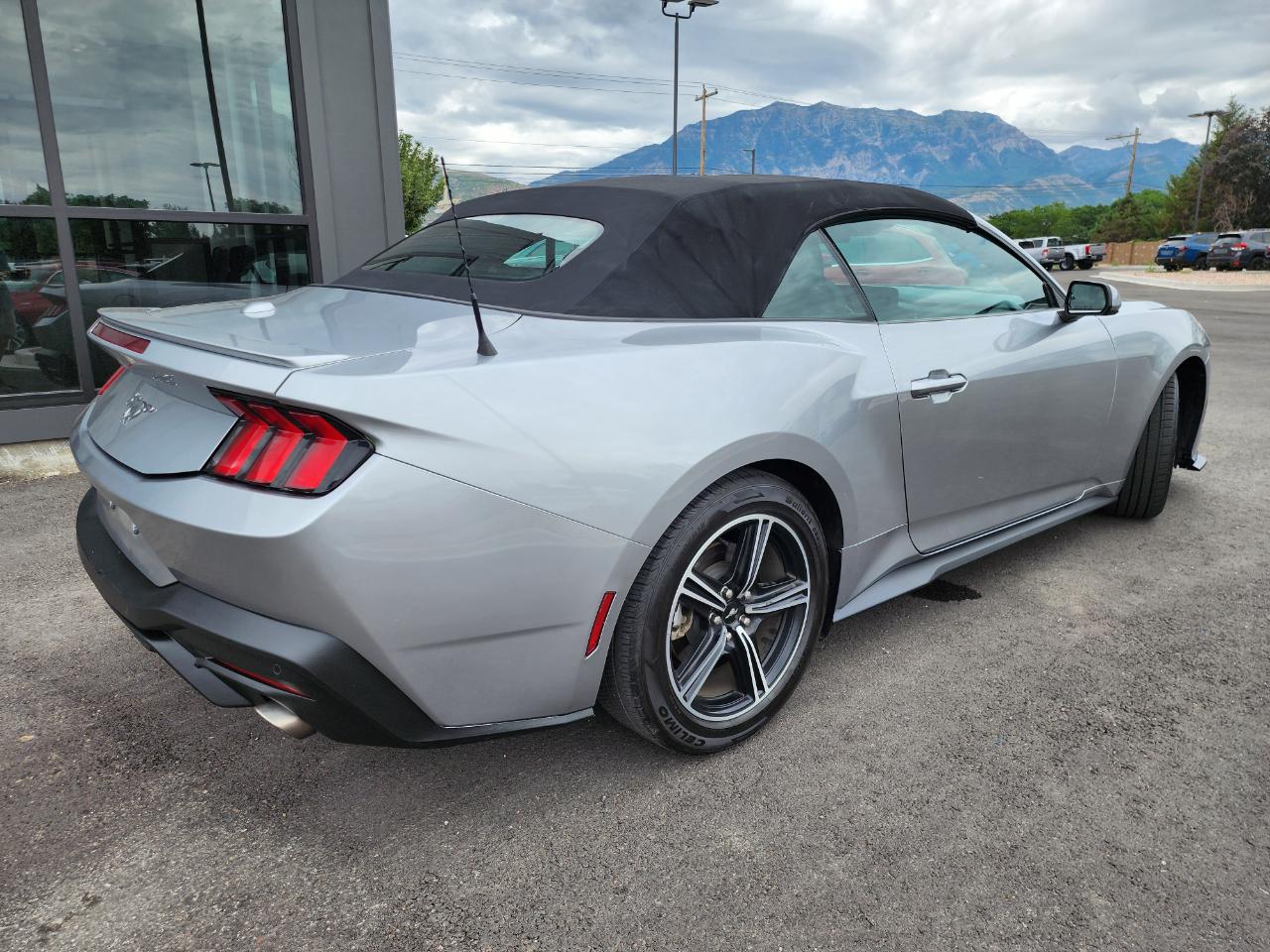Ford Mustang EcoBoost Premium Convertible 2024