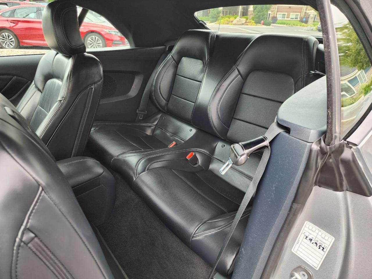 Ford Mustang EcoBoost Premium Convertible 2024