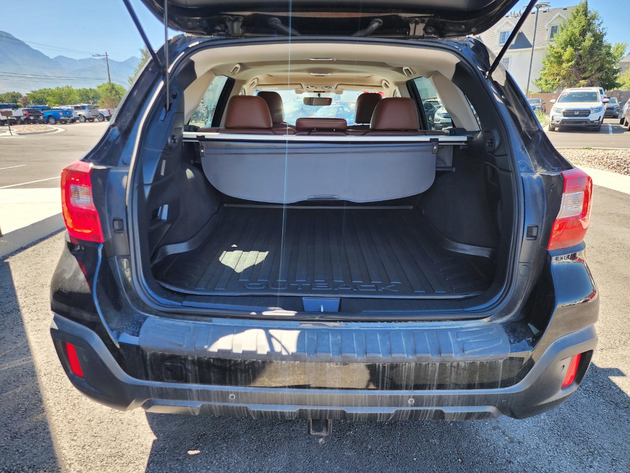 Subaru Outback 3.6R Touring 2019