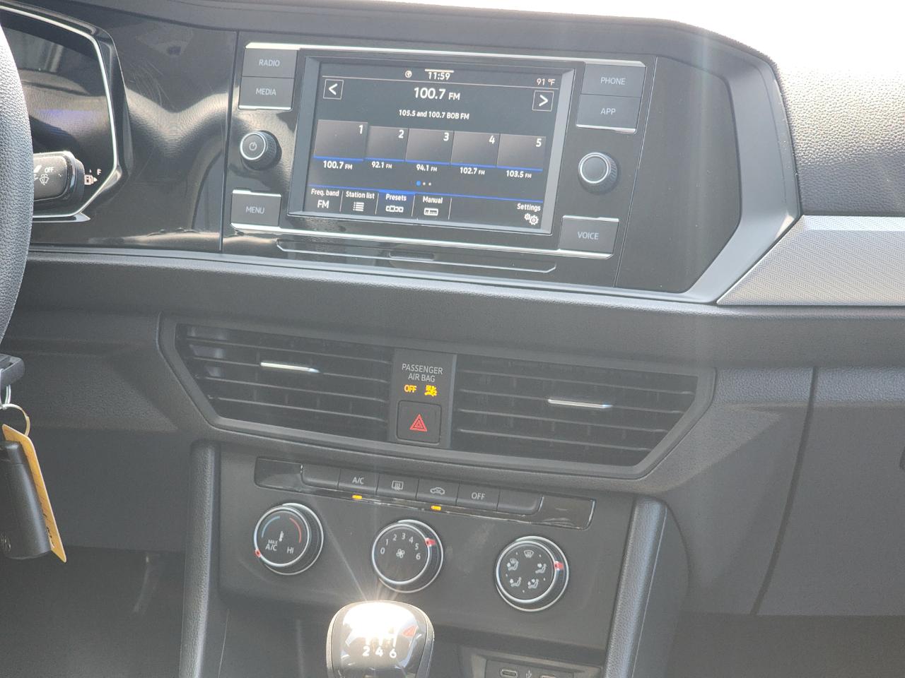 Volkswagen Jetta S 6M 2023