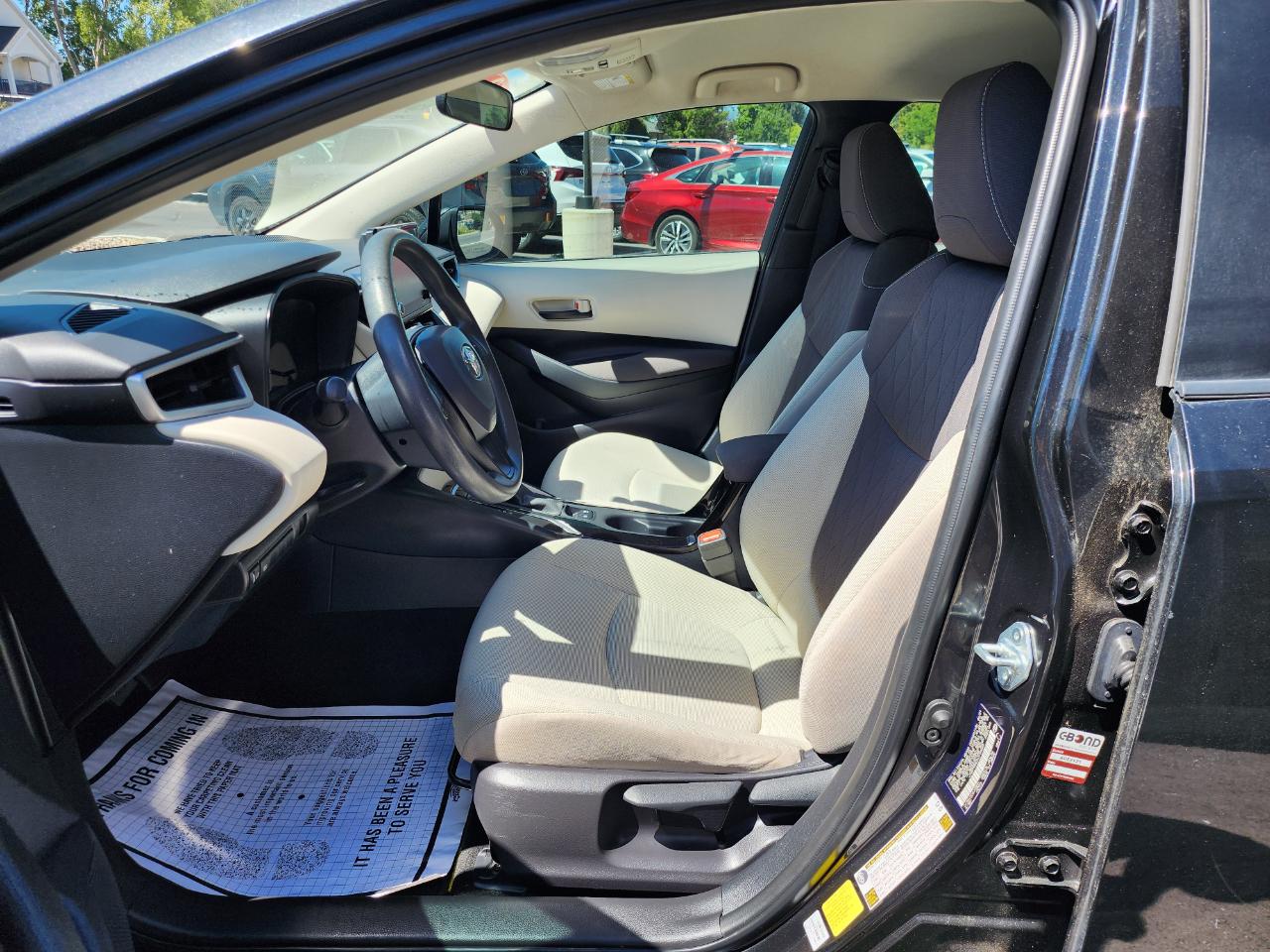 Toyota Corolla LE 2022
