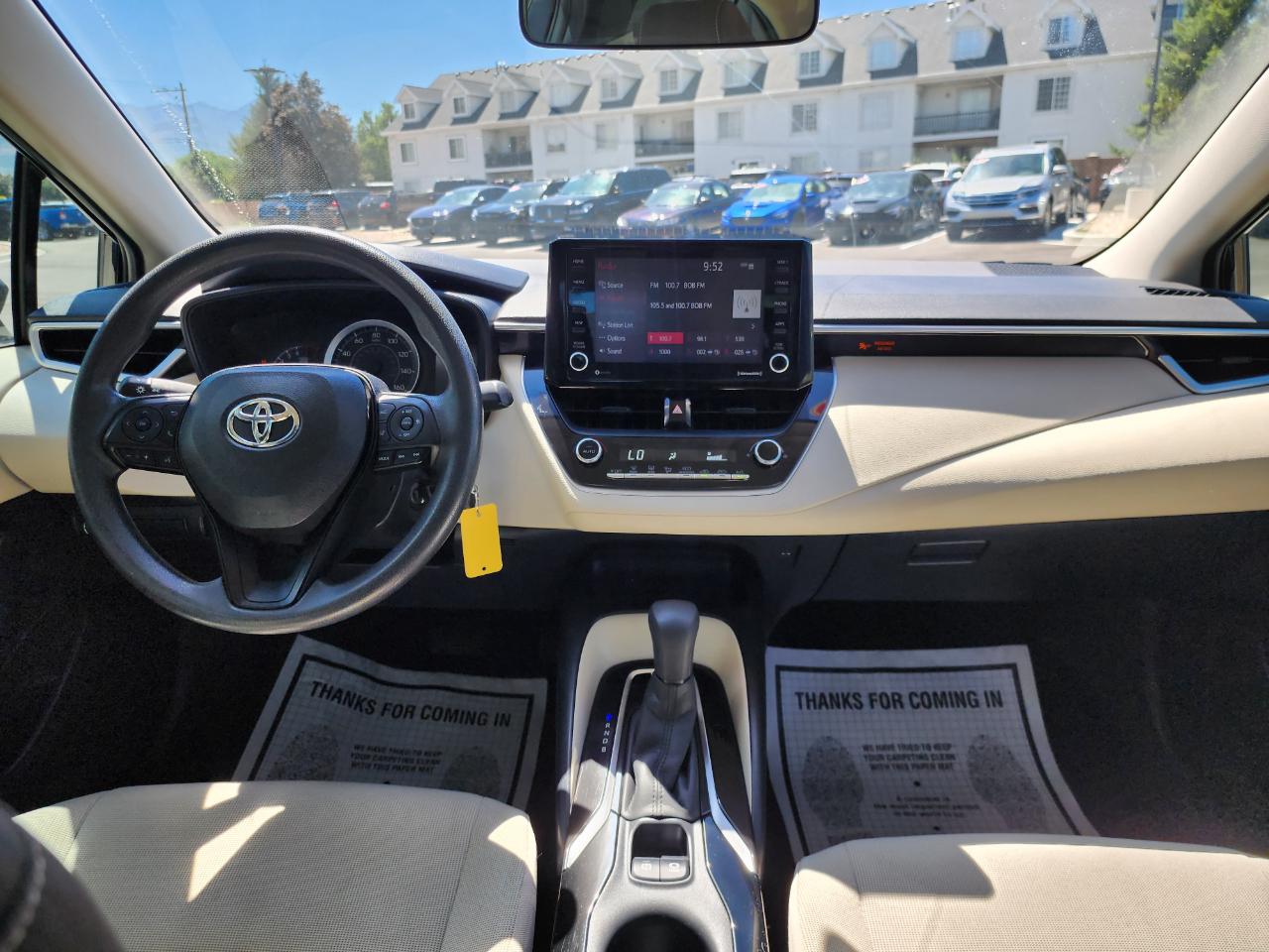 Toyota Corolla LE 2022