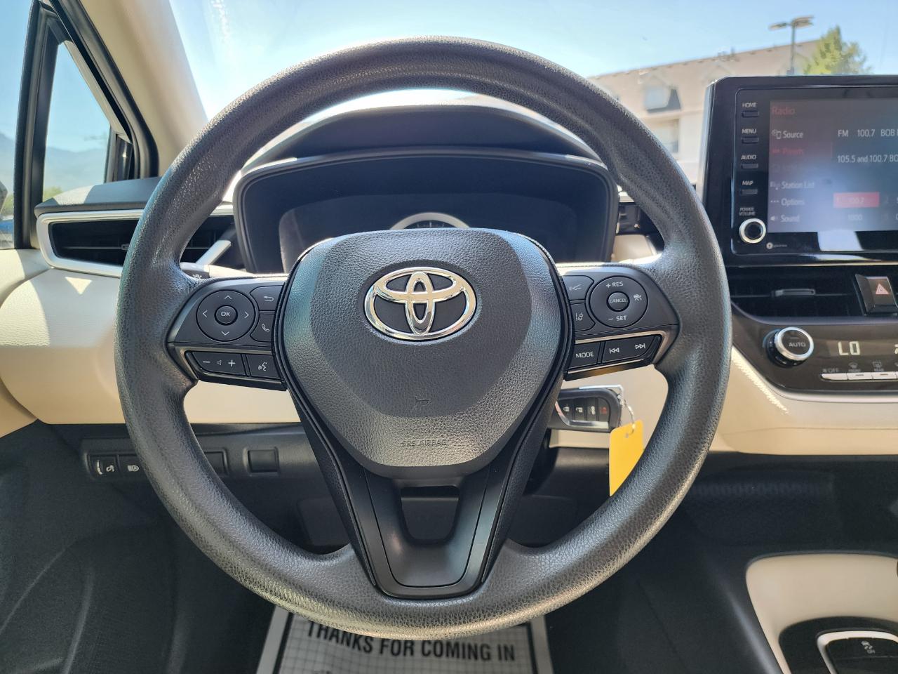 Toyota Corolla LE 2022