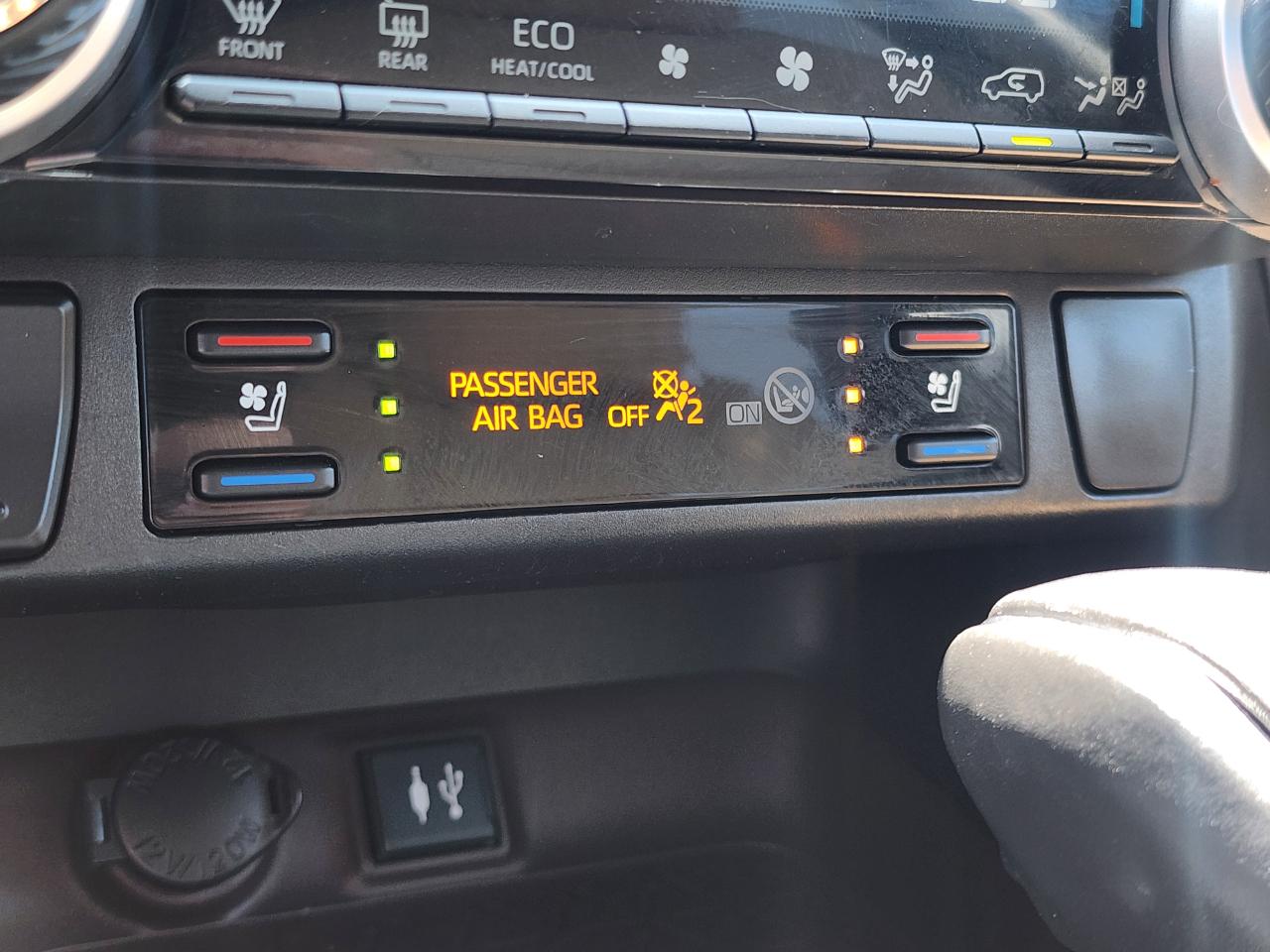 Toyota RAV4 Hybrid Limited 2019