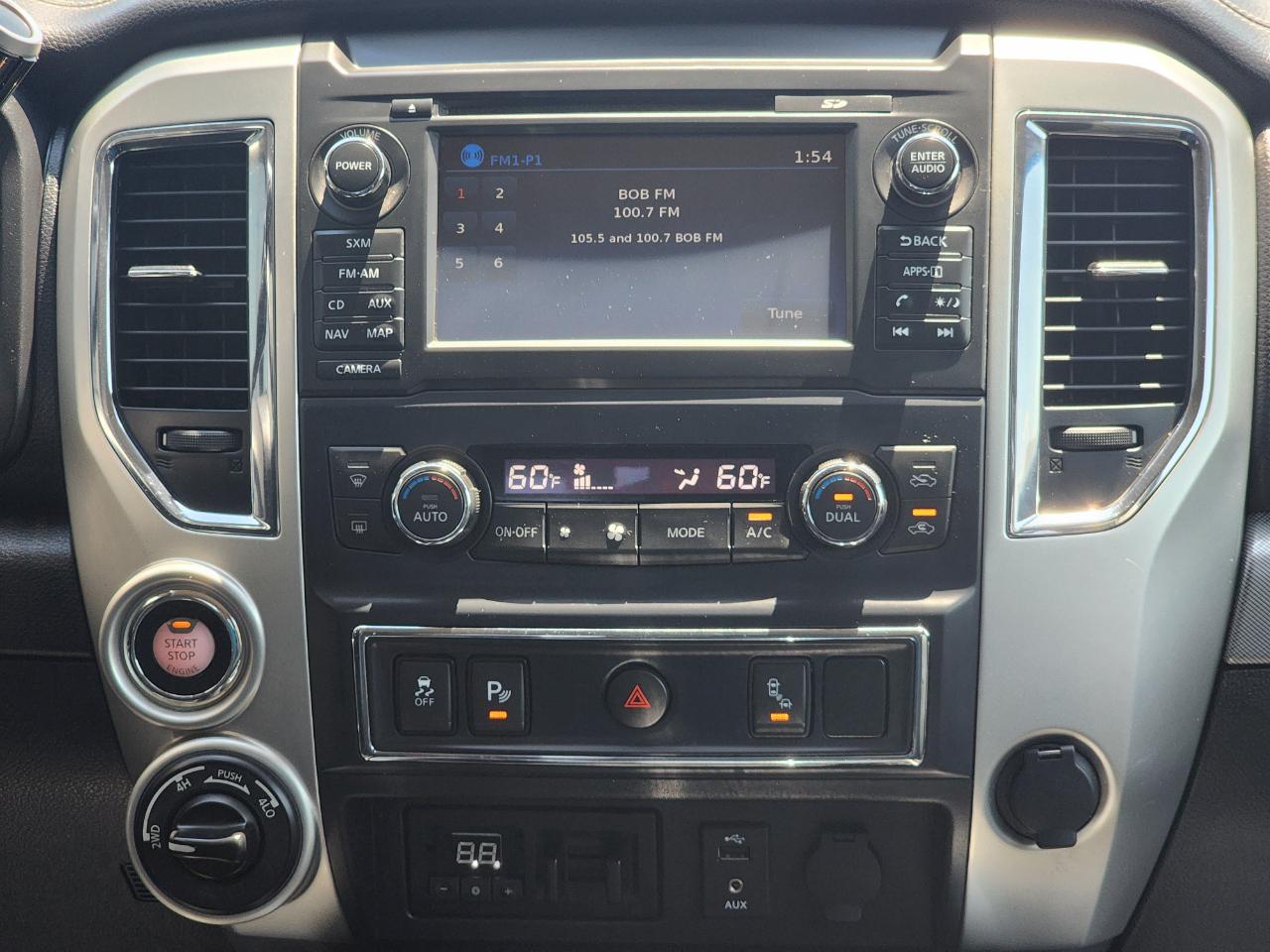 Nissan Titan XD SL 4WD Diesel 2017