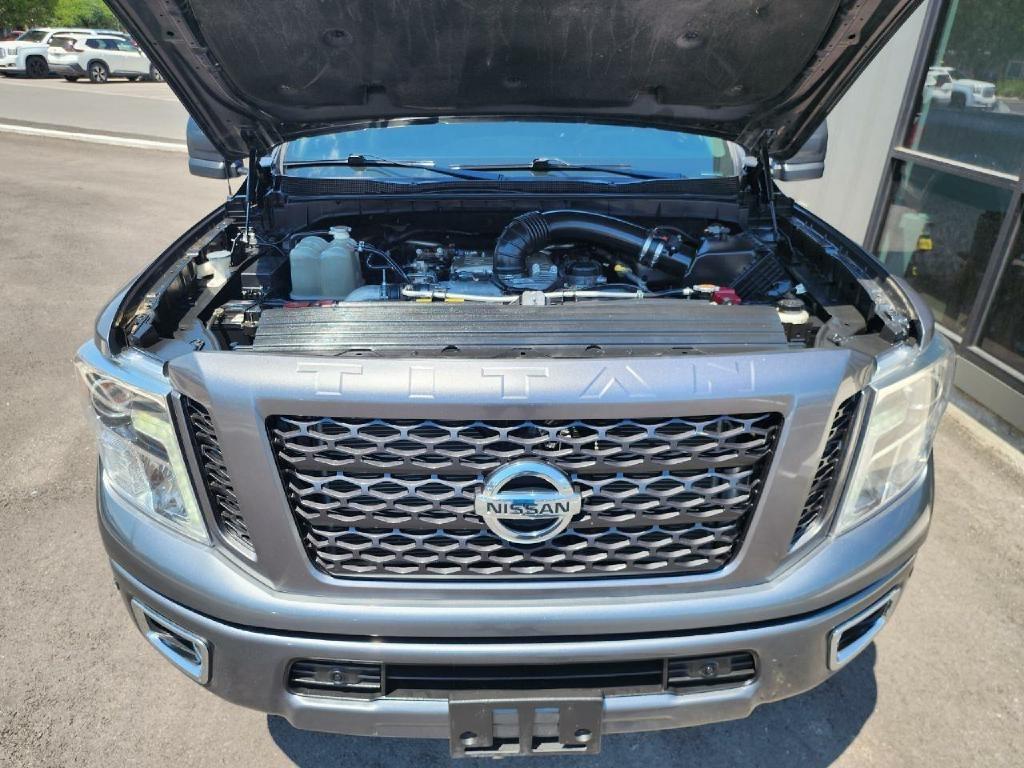 Nissan Titan XD SL 4WD Diesel 2017