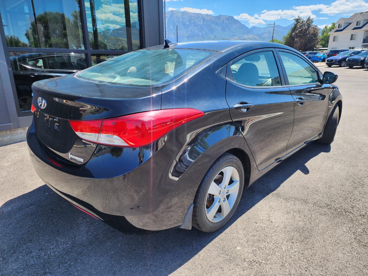 Hyundai Elantra GLS A/T 2012