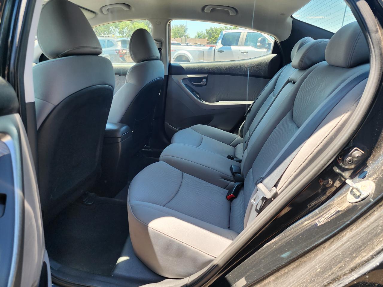 Hyundai Elantra GLS A/T 2012