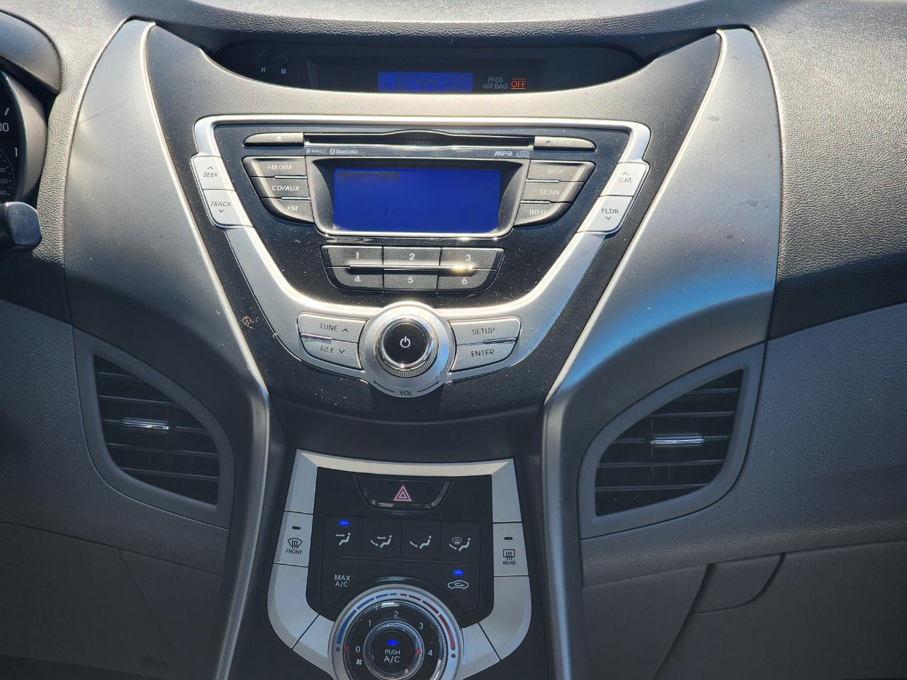 Hyundai Elantra GLS A/T 2012
