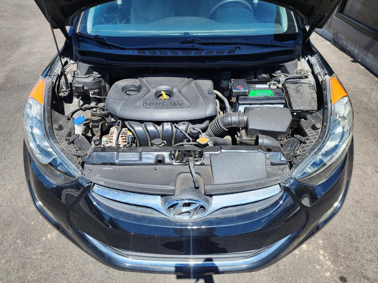 Hyundai Elantra GLS A/T 2012