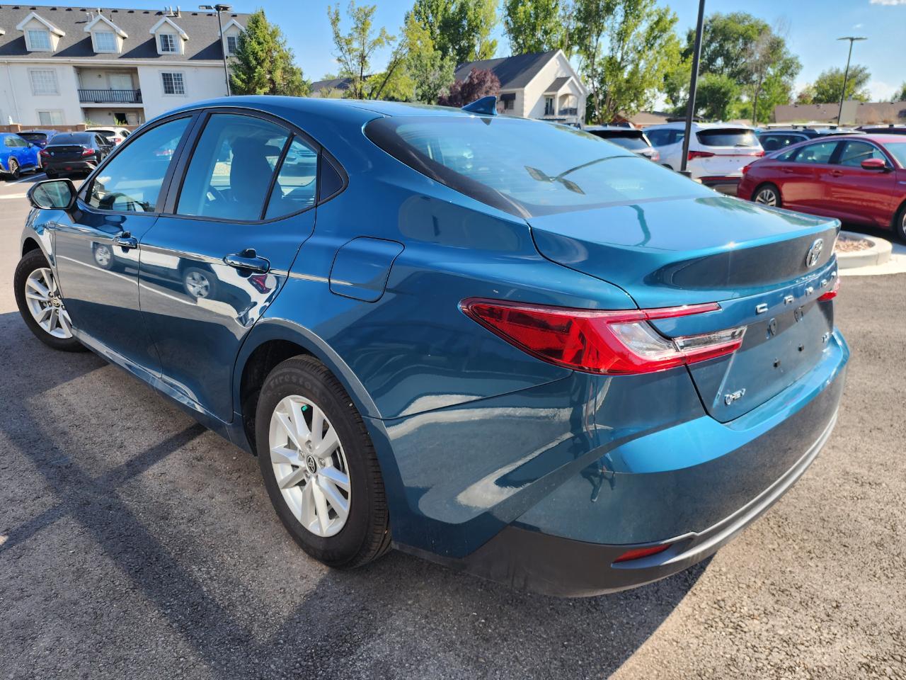 Toyota Camry Hybrid LE 2025