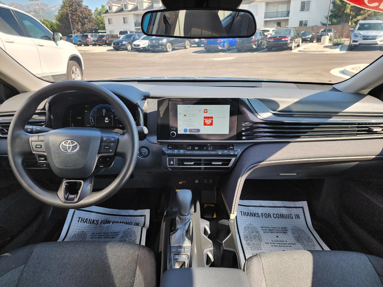 Toyota Camry Hybrid LE 2025