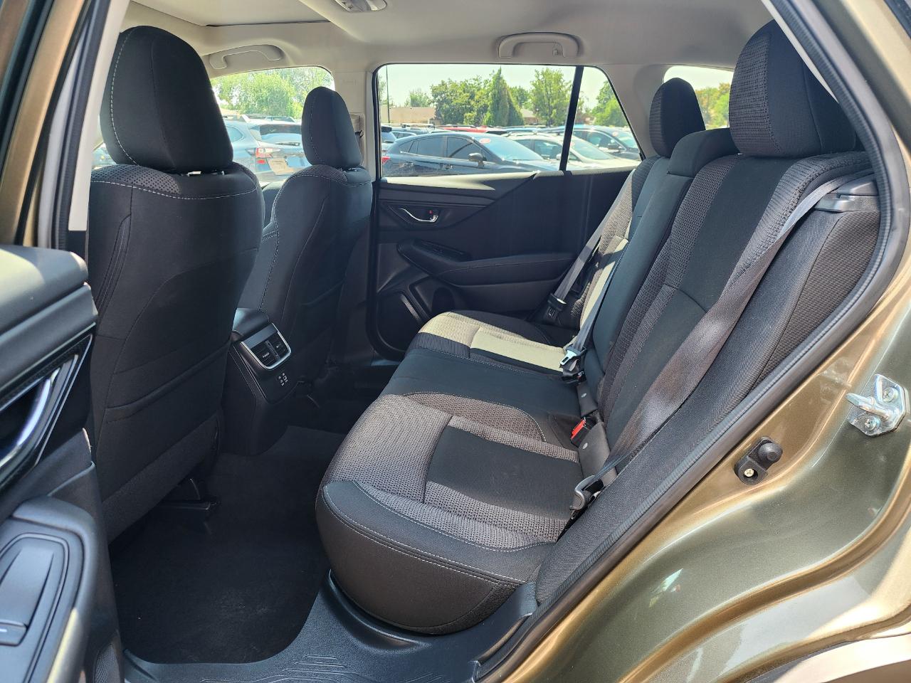 Subaru Outback Premium 2025