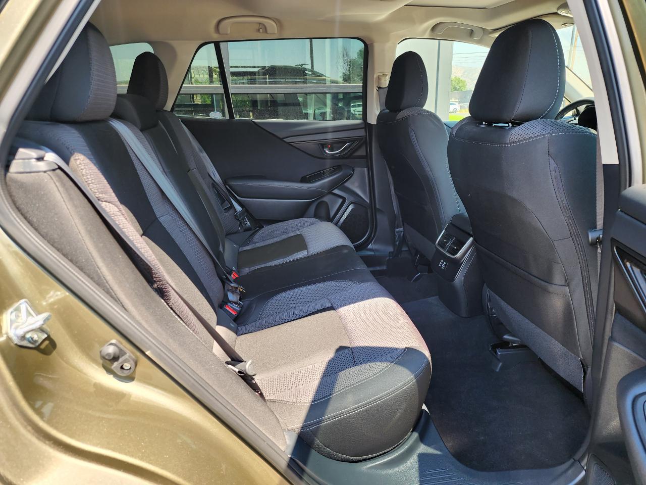 Subaru Outback Premium 2025