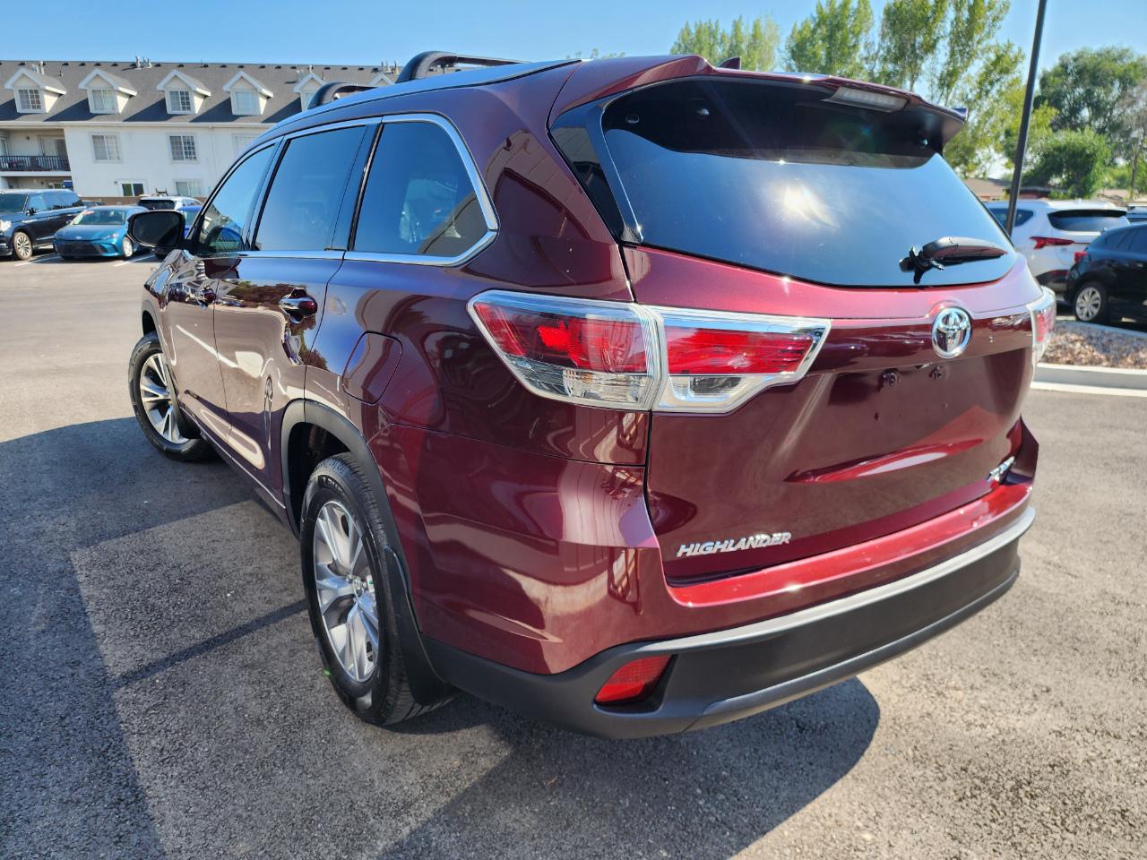 Toyota Highlander XLE AWD V6 2015