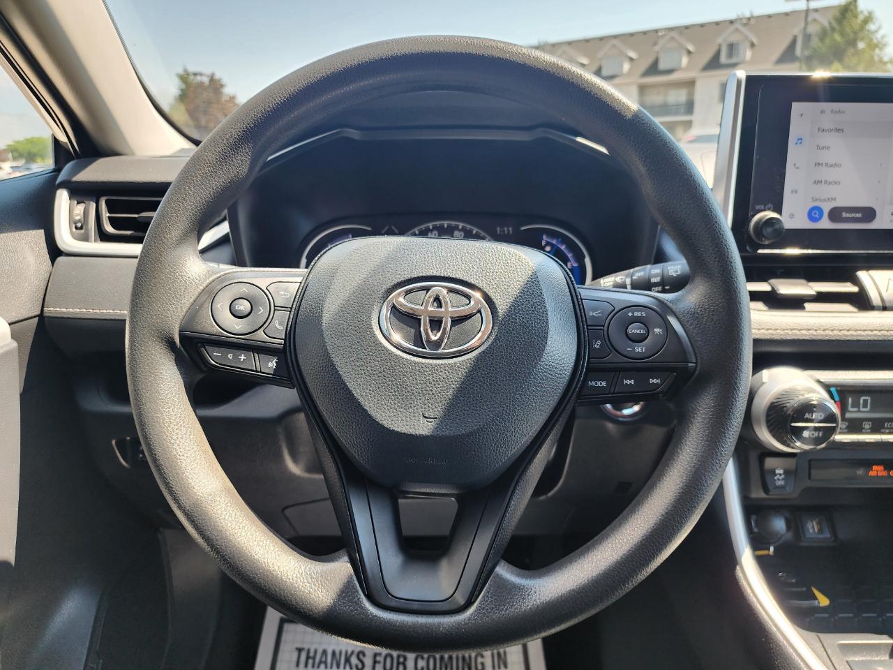 Toyota RAV4 Hybrid XLE 2024