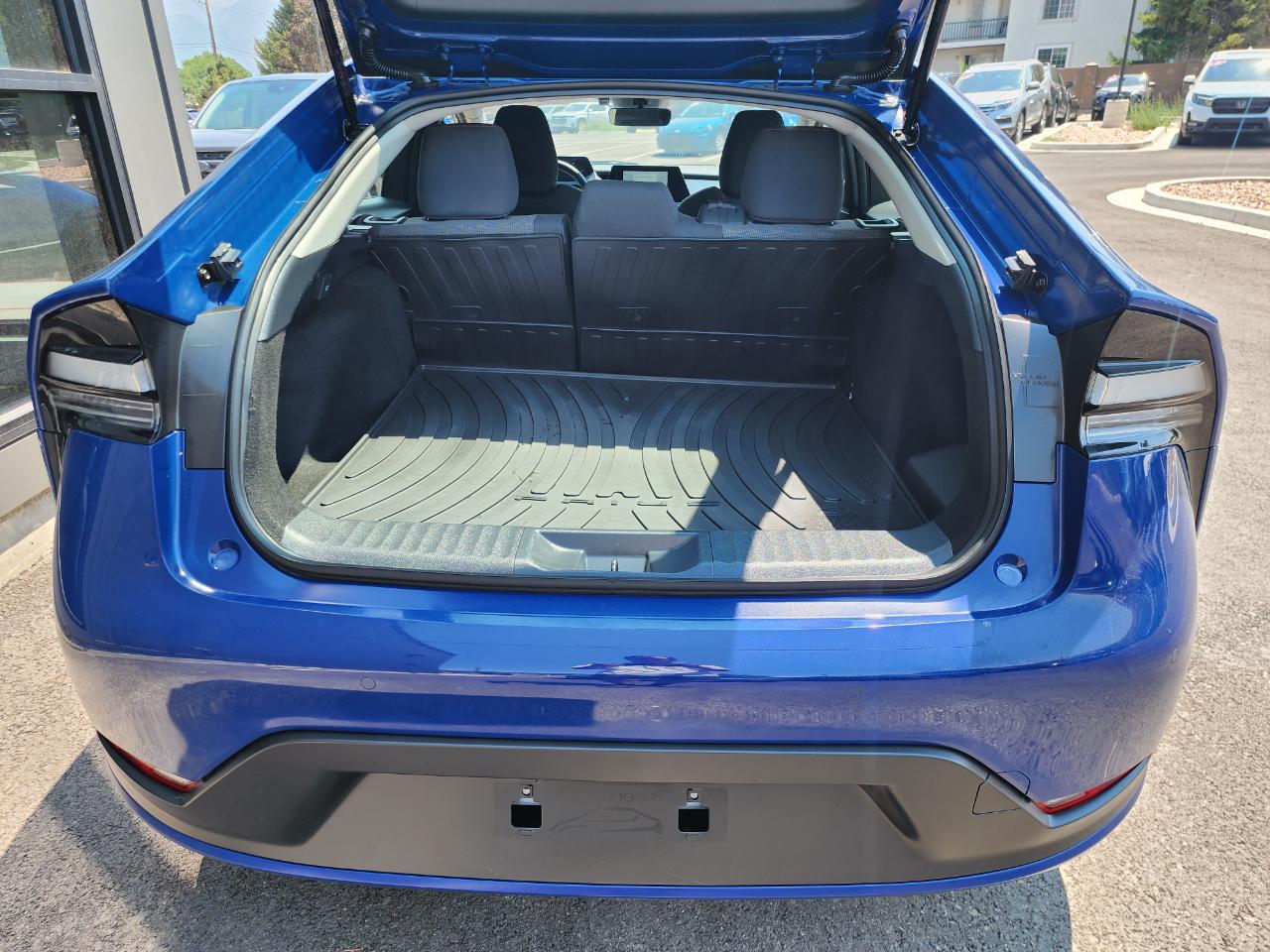 Toyota Prius Plug-In Hybrid SE 2026