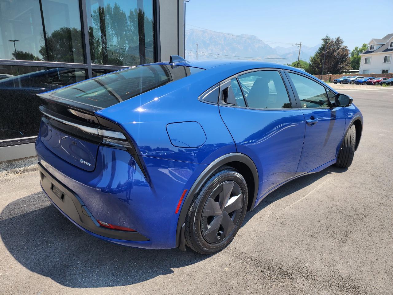 Toyota Prius Plug-In Hybrid SE 2026