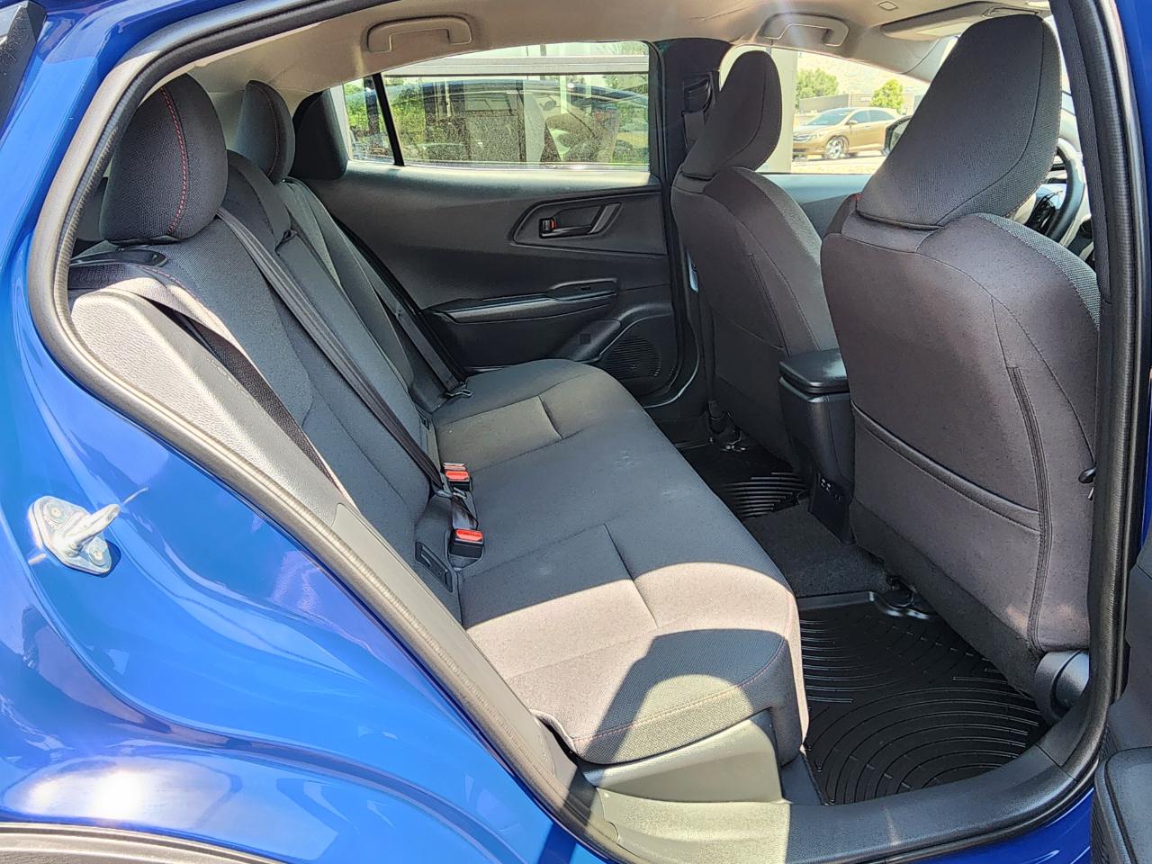 Toyota Prius Plug-In Hybrid SE 2026