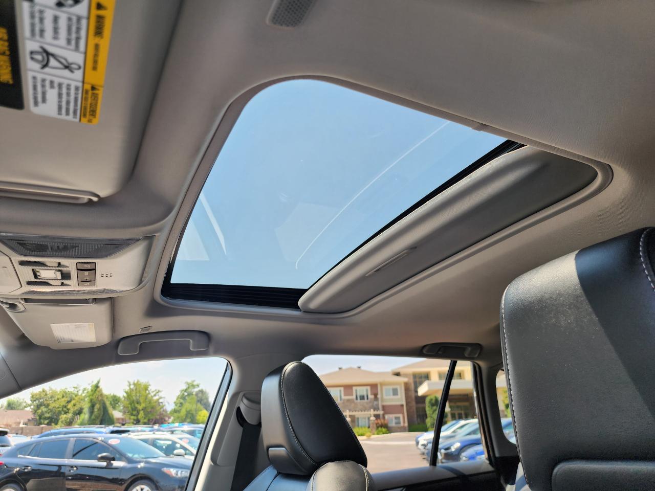 Toyota RAV4 XLE Premium AWD 2025