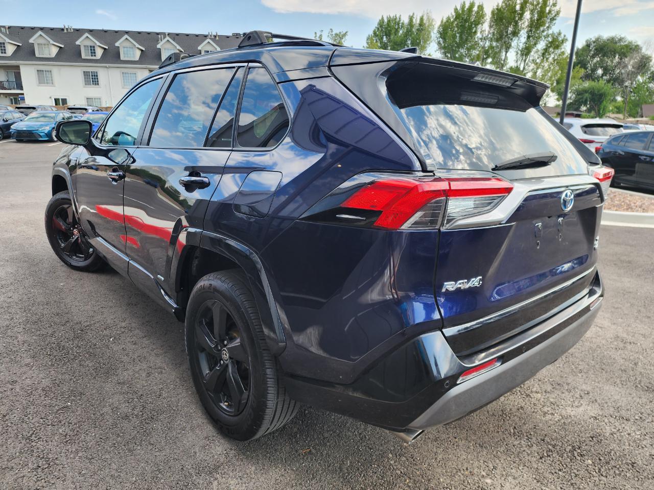 Toyota RAV4 Hybrid XSE 2021