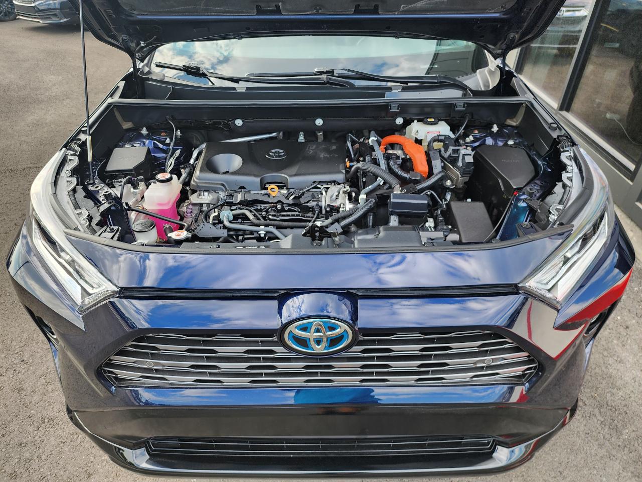 Toyota RAV4 Hybrid XSE 2021