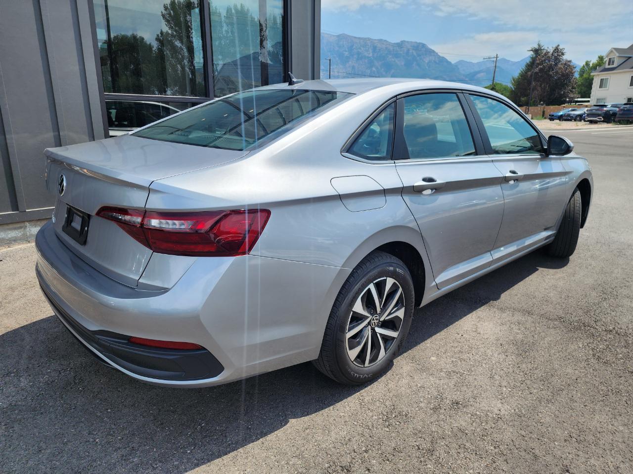 Volkswagen Jetta S 2024