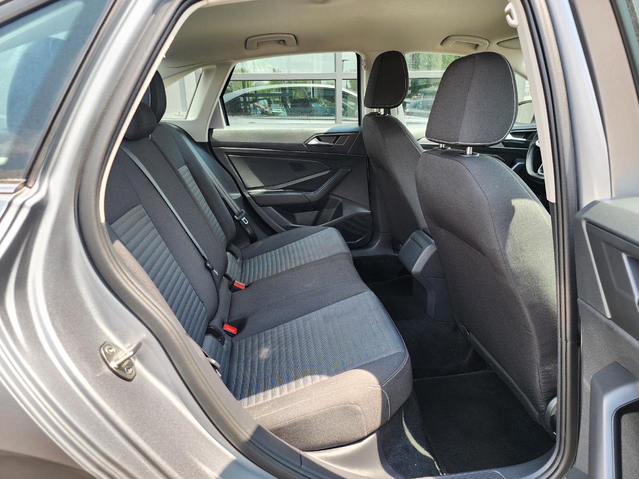 Volkswagen Jetta S 2024