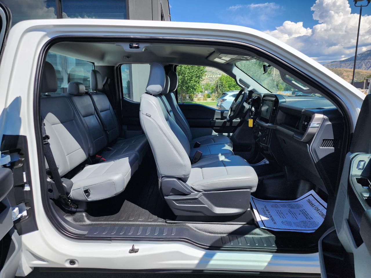 Ford F-150 XL SuperCab 4WD 2025