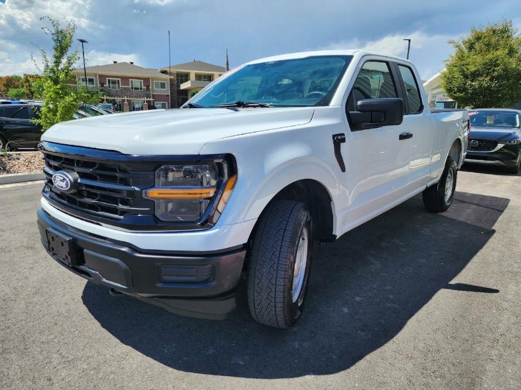 Ford F-150 XL SuperCab 4WD 2025