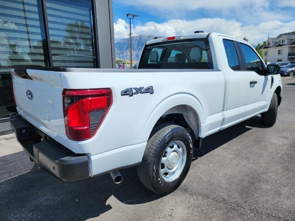 Ford F-150 XL SuperCab 4WD 2025