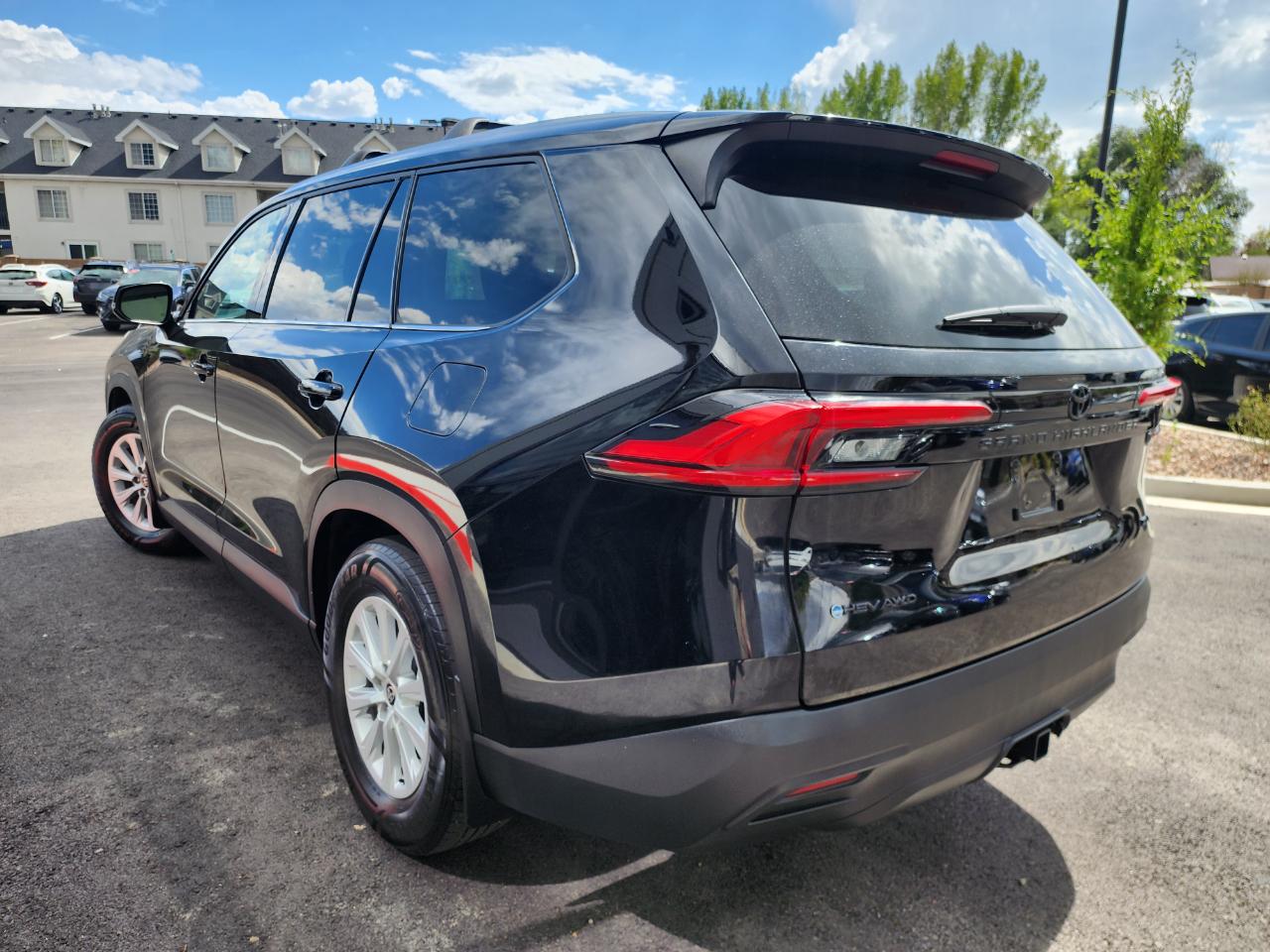 Toyota Grand Highlander Hybrid XLE AWD 2024