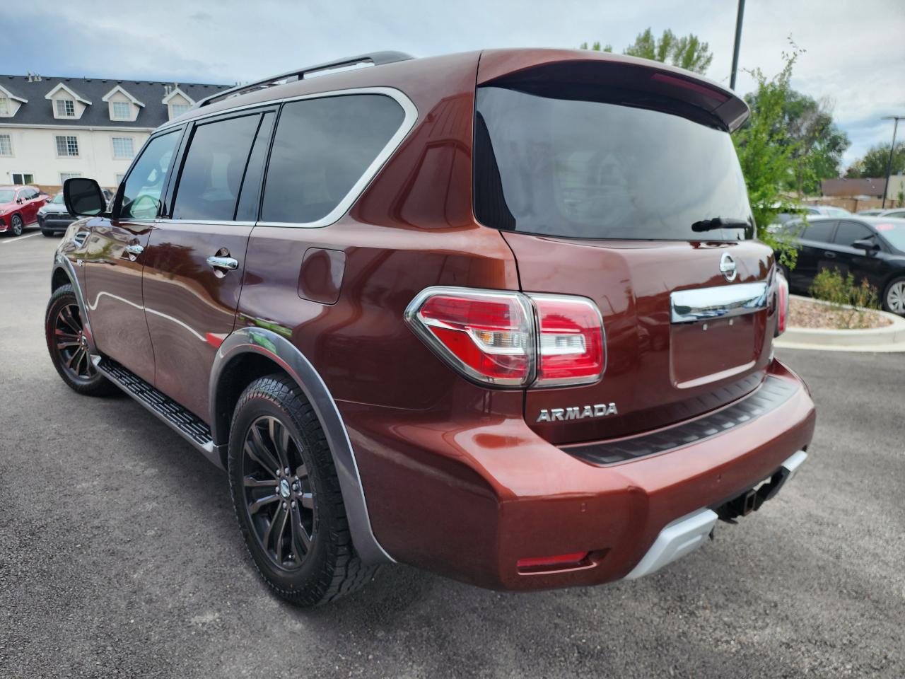 Nissan Armada Platinum AWD 2017
