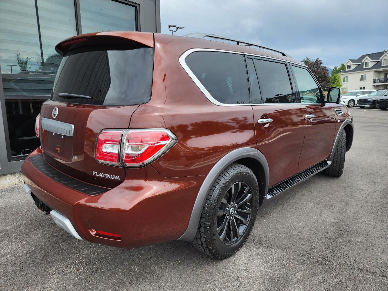 Nissan Armada Platinum AWD 2017