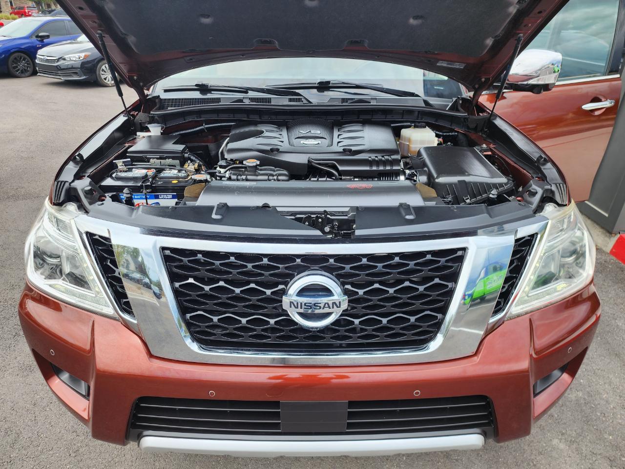 Nissan Armada Platinum AWD 2017