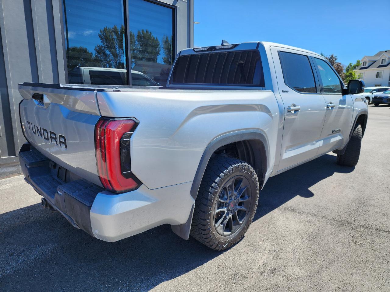 Toyota Tundra Limited CrewMax 4WD 2024