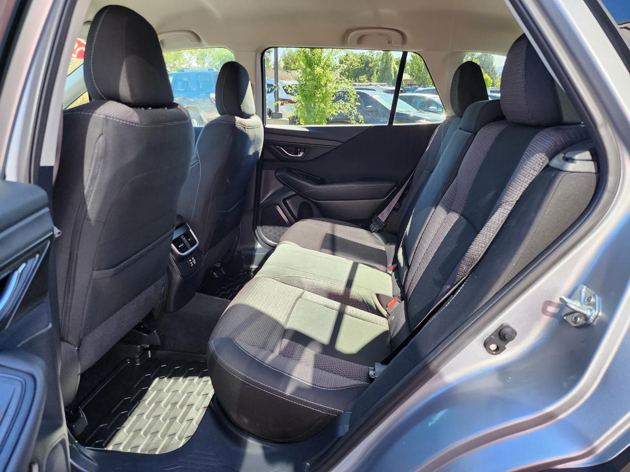 Subaru Outback Premium 2025
