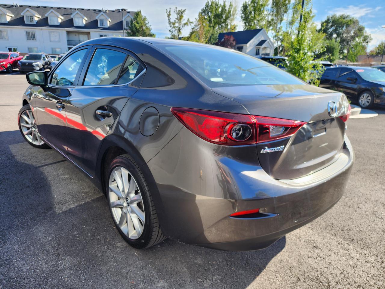 Mazda MAZDA3 i Touring AT 4-Door 2017