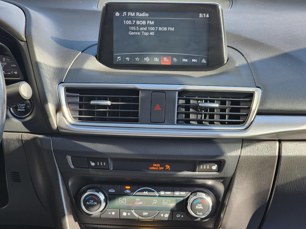 Mazda MAZDA3 i Touring AT 4-Door 2017