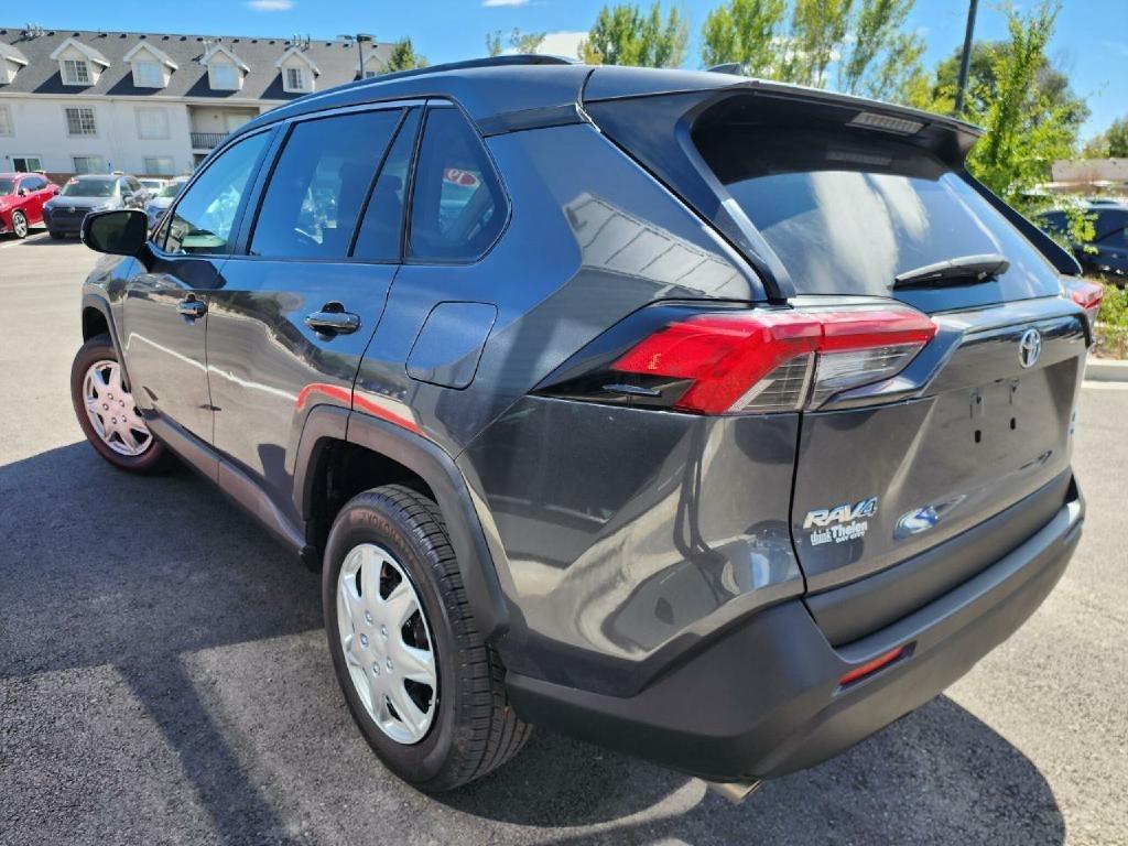 Toyota RAV4 LE AWD 2019