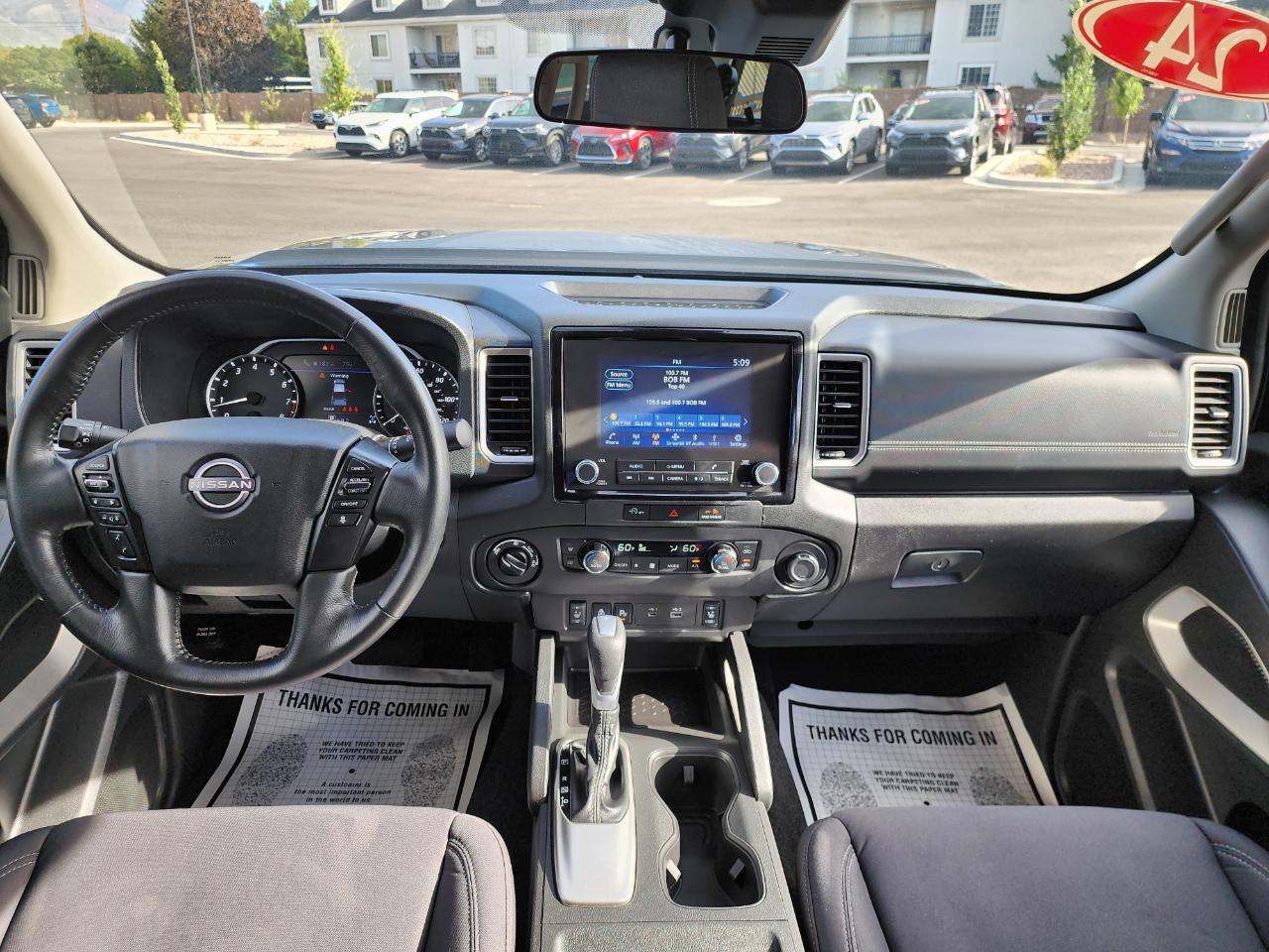 Nissan Frontier SV Crew Cab 4WD 2024